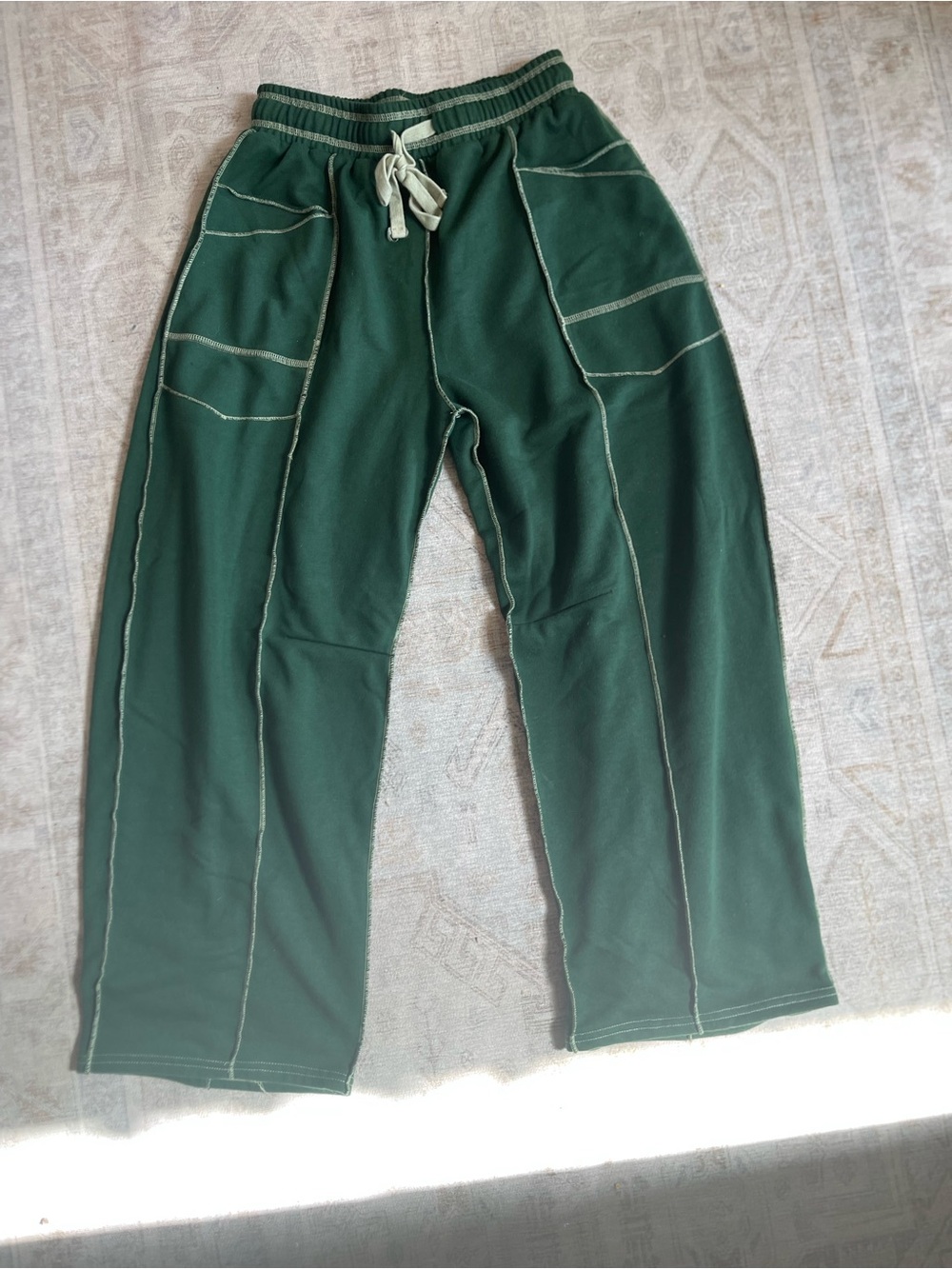 Women’s Green Drawstring barrel Lounge Pants